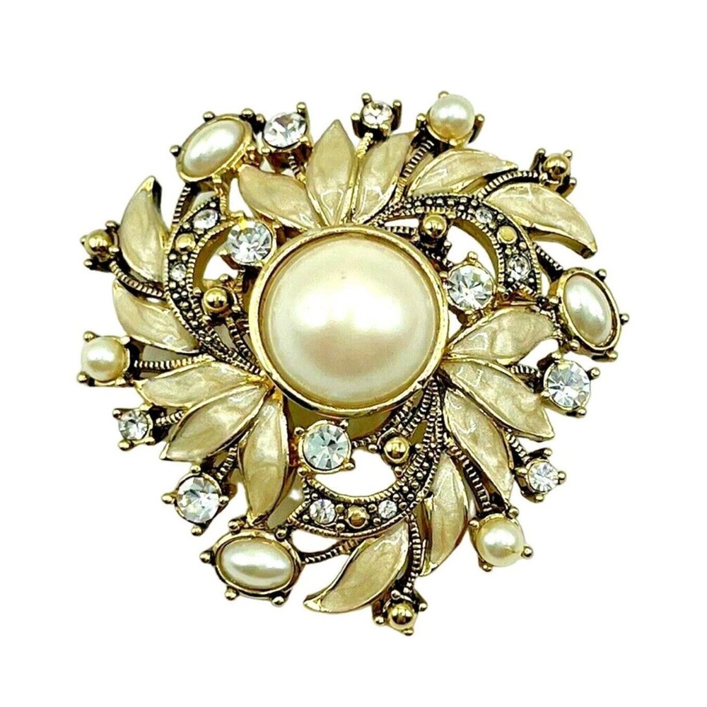 Monet Vintage Faux Pearl and Rhinestone Brooch
51